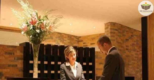 Curso Livre de recepcionista de hotel